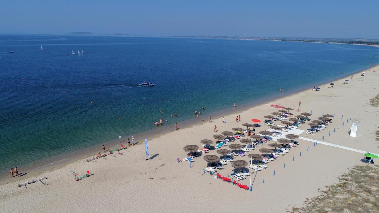 Spinnaker Oristano Luaran gambar